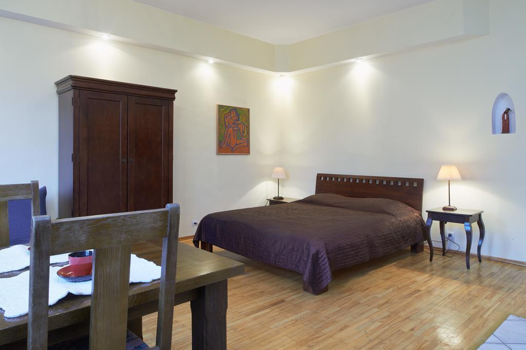 Regina House- Sv. Mikalojaus 13 Διαμέρισμα Βίλνιους Δωμάτιο φωτογραφία